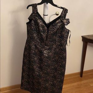 Floral Maggy London cocktail dress